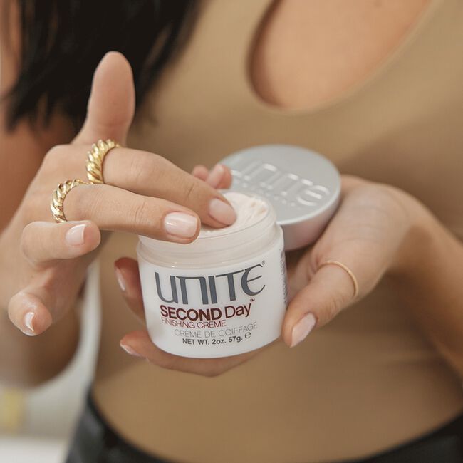 Unite SECOND Day Finishing Cream 2 oz